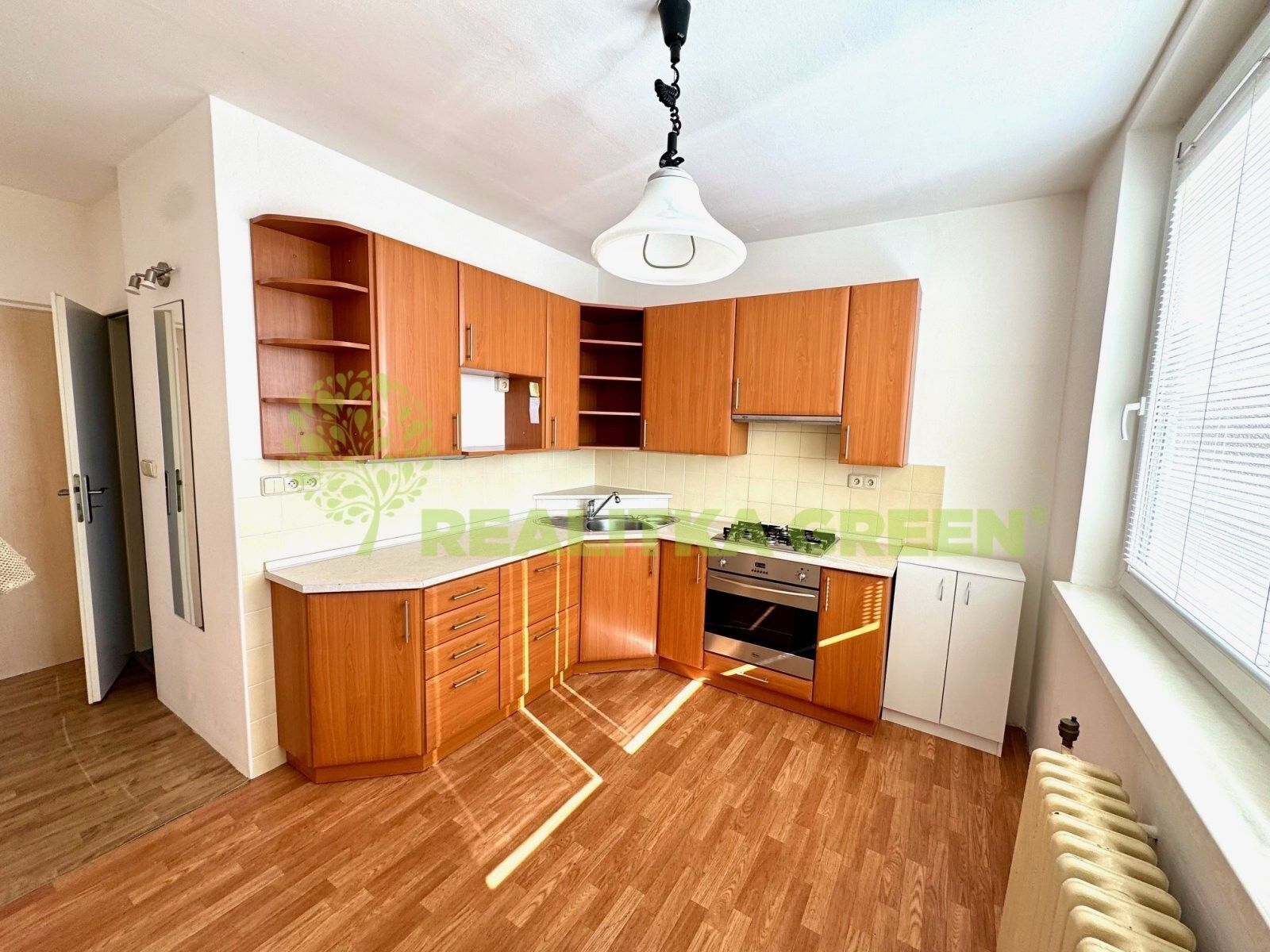 Prodej byt 1+1 - Luční, Otrokovice, 33 m²