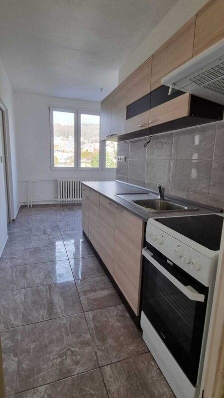 Byty, Děčín, 405 02