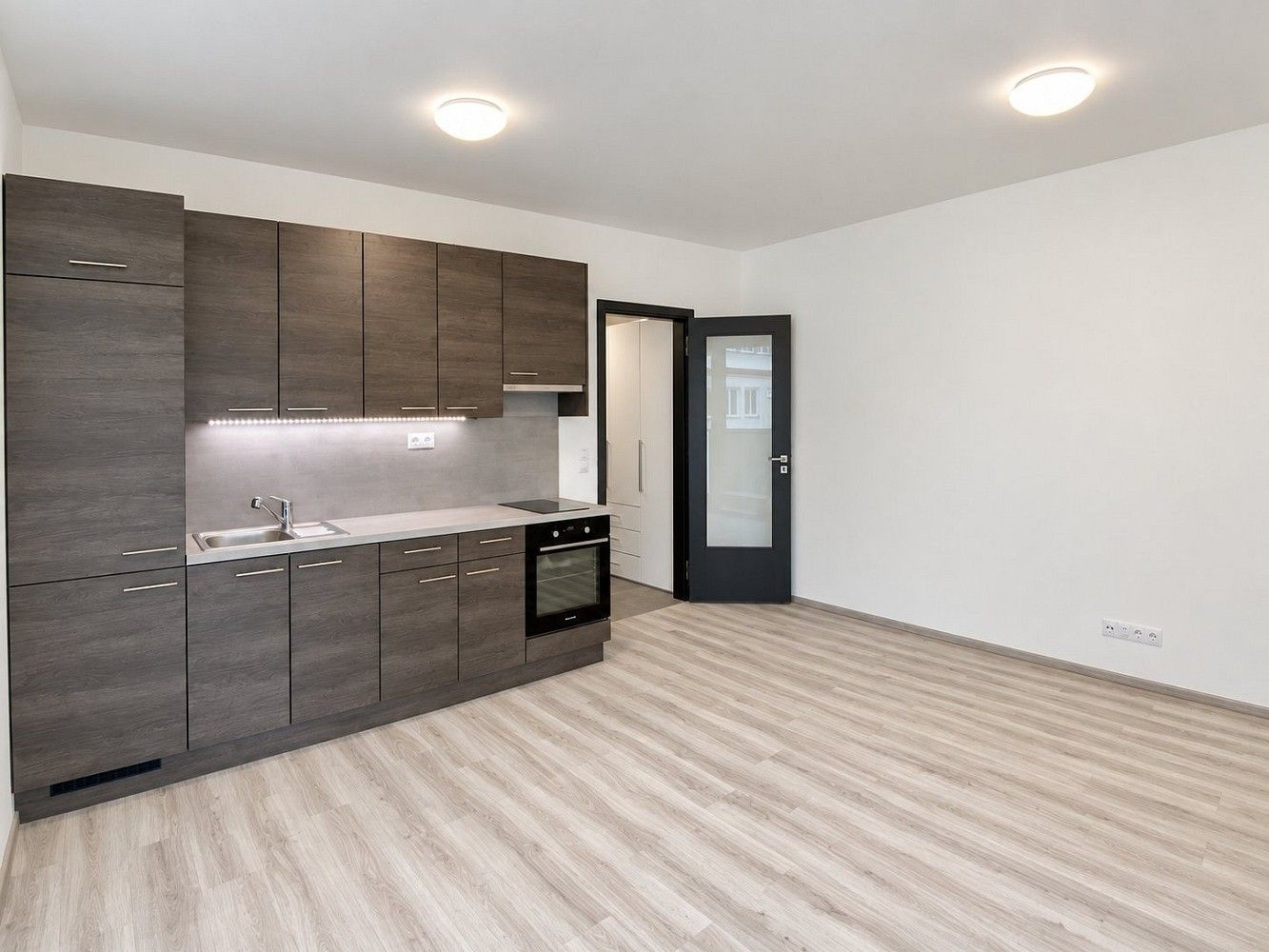1+kk, Na Maninách, Praha 7 - Holešovice, 33 m² - 2