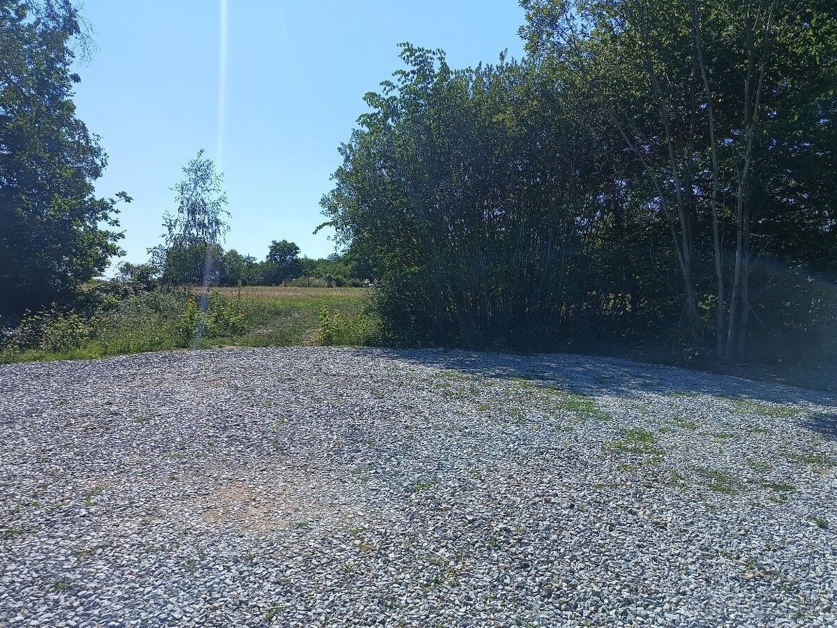 Pozemek pro bydlení · 792 m² · Oselce - 3