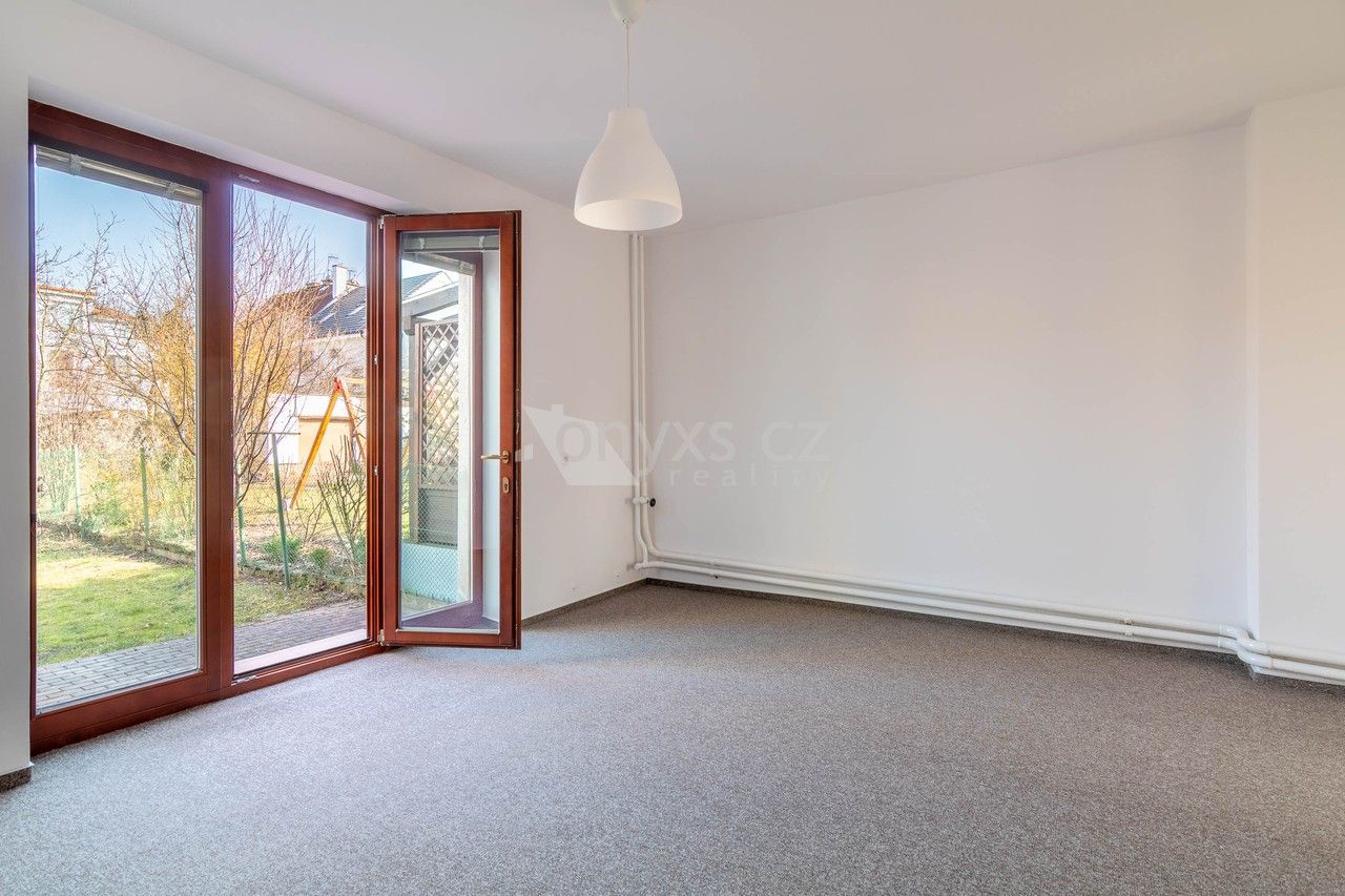 Rodinné domy, Dobročovická, Praha, 92 m²