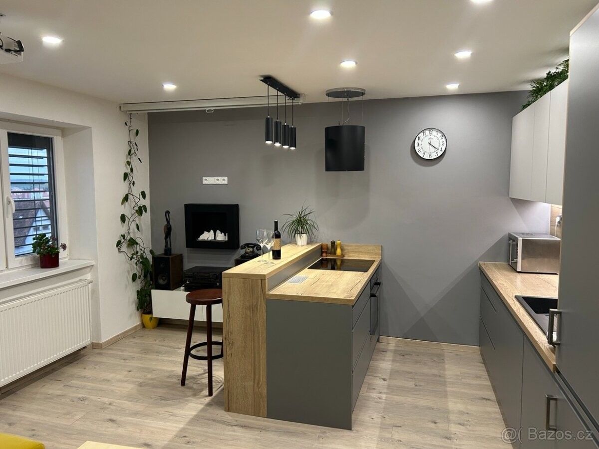 Prodej byt - Bohaté Málkovice, 685 01