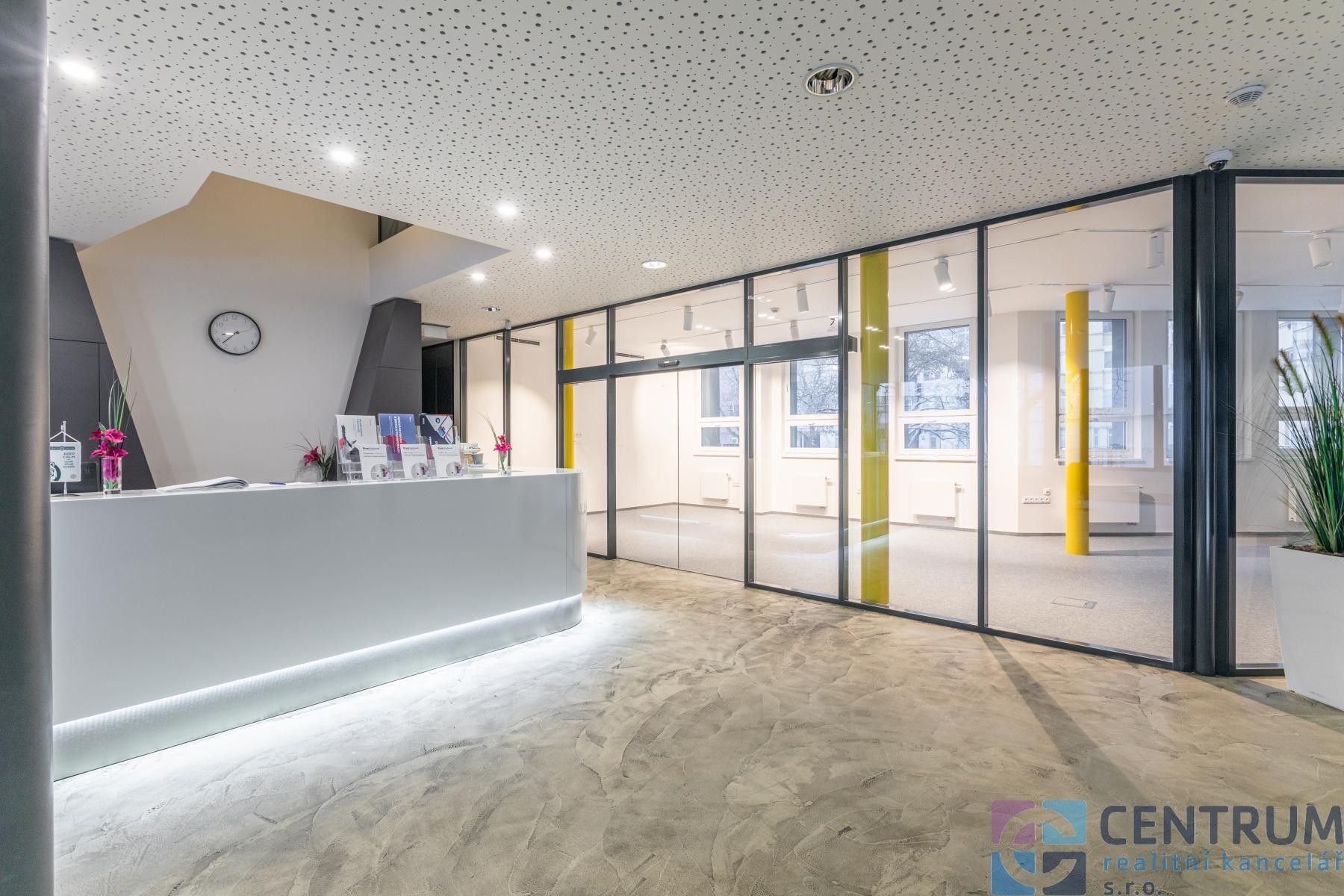 Kanceláře, U Pergamenky , Praha Holešovice, 66 m²