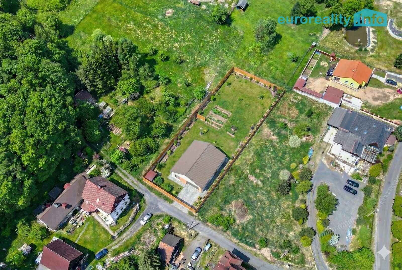 Pozemky pro bydlení, Libá, 1 745 m² - 1