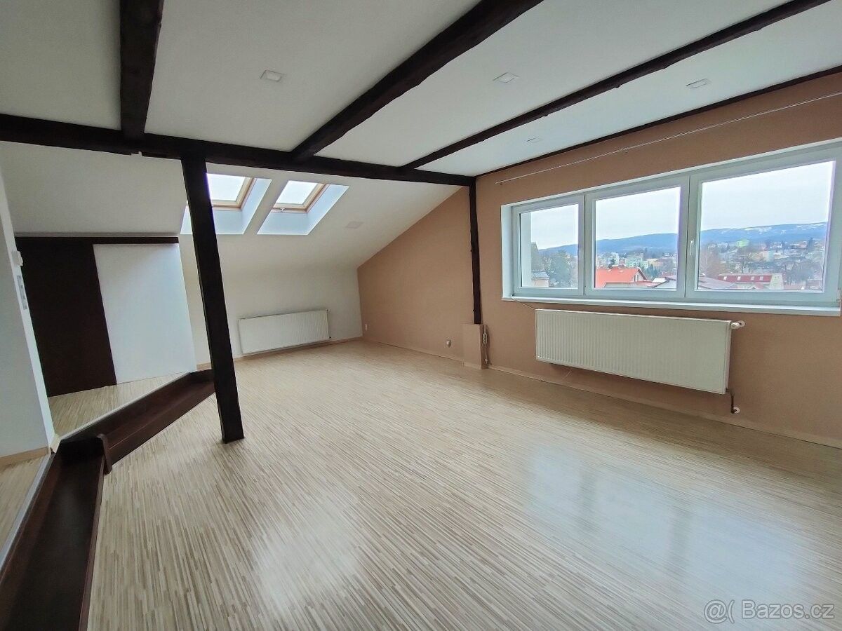 Pronájem byt - Jablonec nad Nisou, 466 01