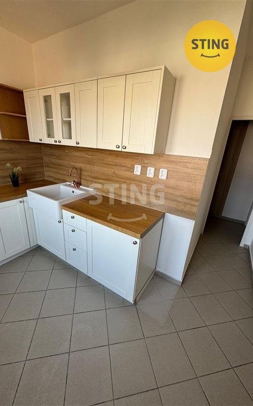 Pronájem byt 3+1 - Pod břehem, Třinec, 66 m²