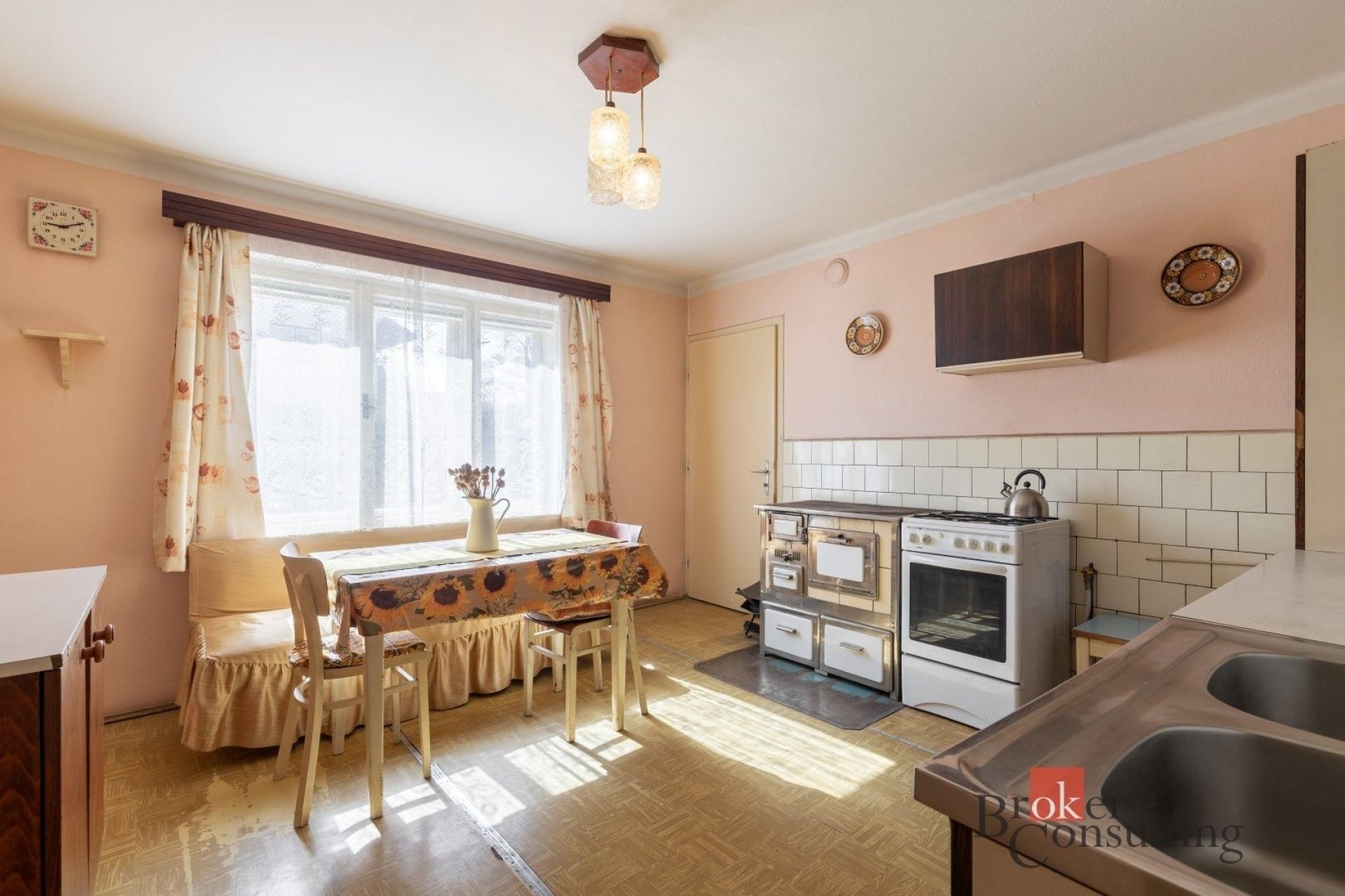 Rodinný dům · 259 m² · Jimramov Ubušín - 4