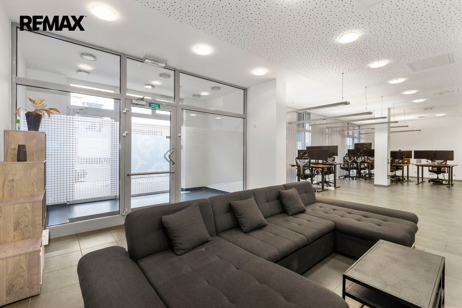 Obchodní prostory · 122 m² · Jana Palacha 2803, Pardubice Zelené Předměstí - 3
