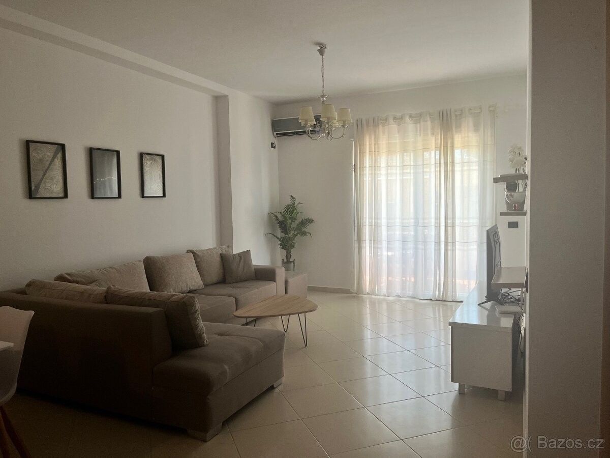 Byty, 987 66, Zahraničí