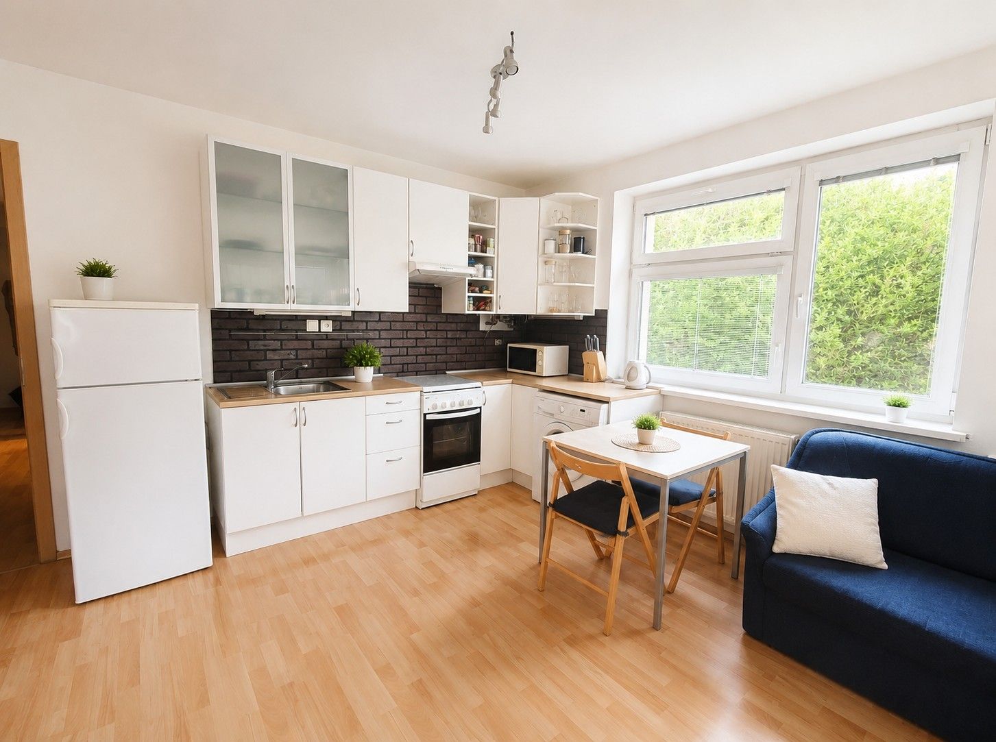 2+kk, Internacionální, Praha - Suchdol, 52 m² - 1