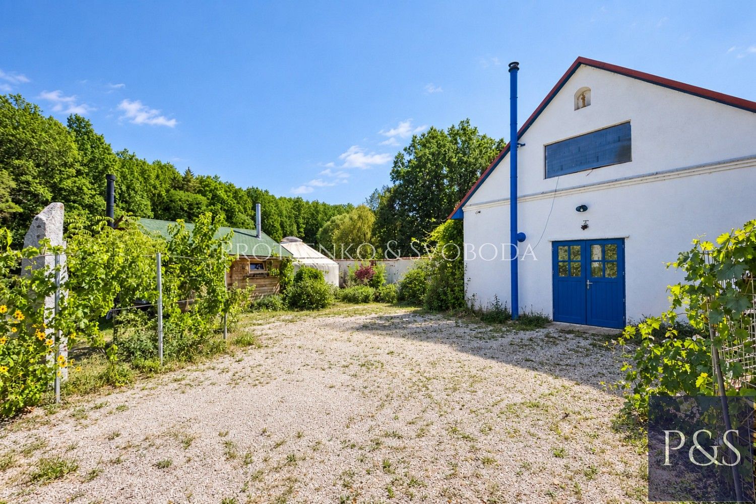 Ubytovací zařízení · 300 m² · Krumlovská, Lhenice, okres Prachatice - 3