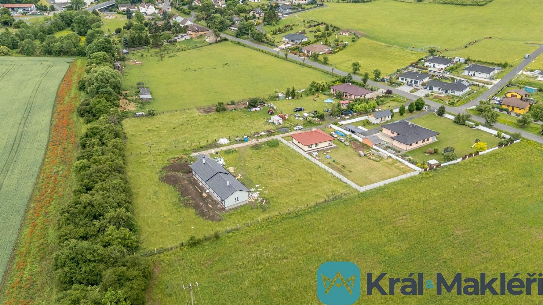 Prodej pozemek pro bydlení - Korozluky, okres Most, Ústecký kraj - 2