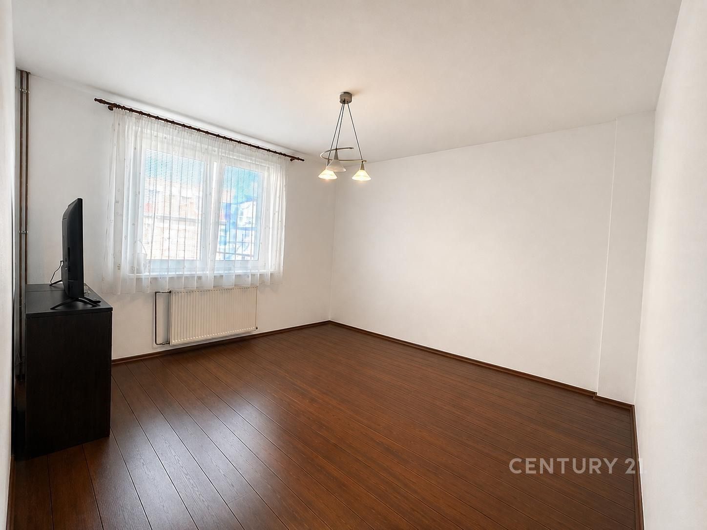 Prodej rodinný dům - Lomená 2214, Zlín, 84 m² - 5