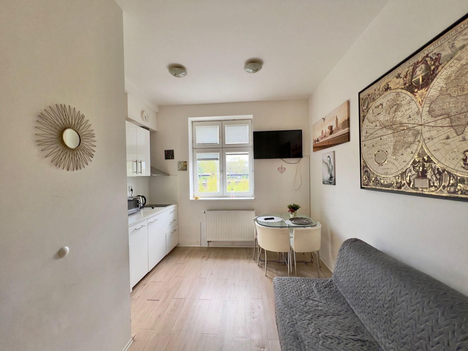 2+kk, U Harfy, Praha, 40 m² - 1