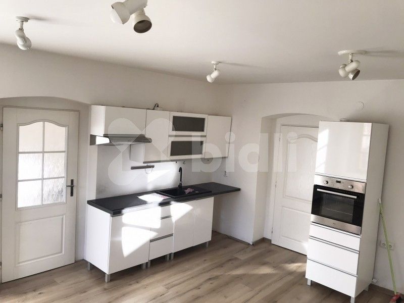 2+kk, Havlíčkova, Trutnov, 60 m²