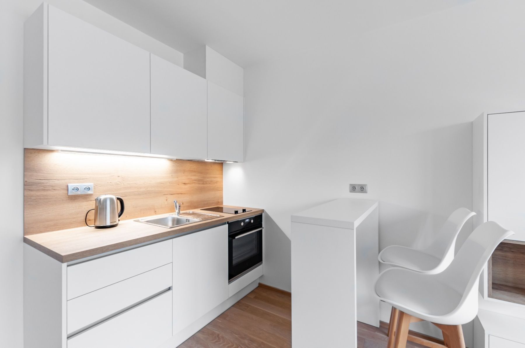 1+kk, Bassova, Praha - Vysočany, 34 m² - 1