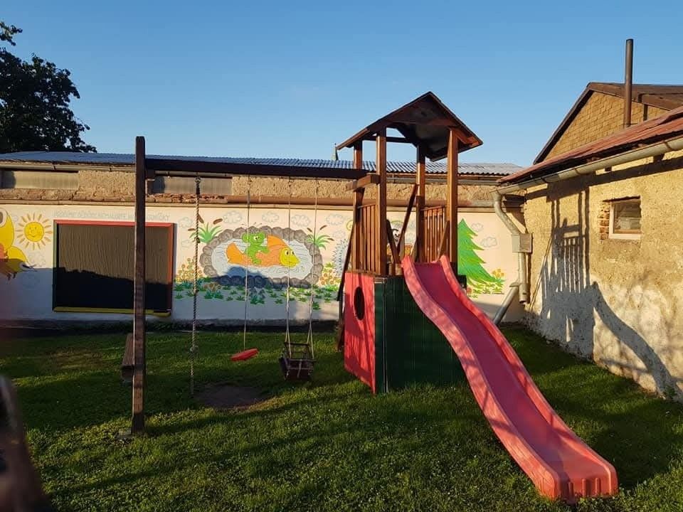 Obchodní prostory · Smidary, 503 53 - 4