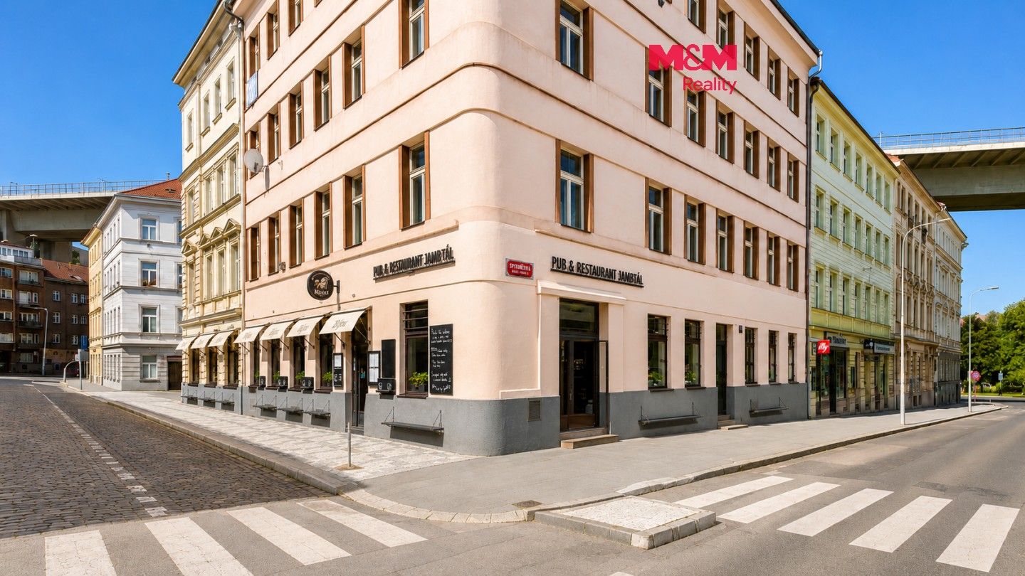 Restaurace, Sekaninova, Praha, 194 m² - 1