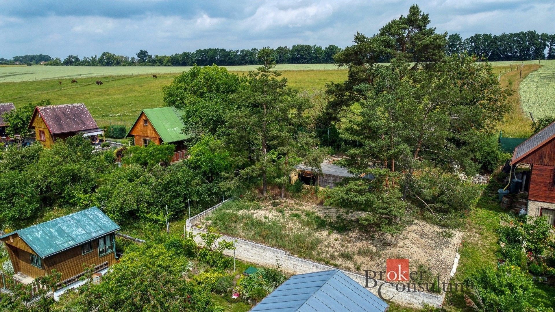 Chata · 50 m² · Dolní Chabry, Praha - 3