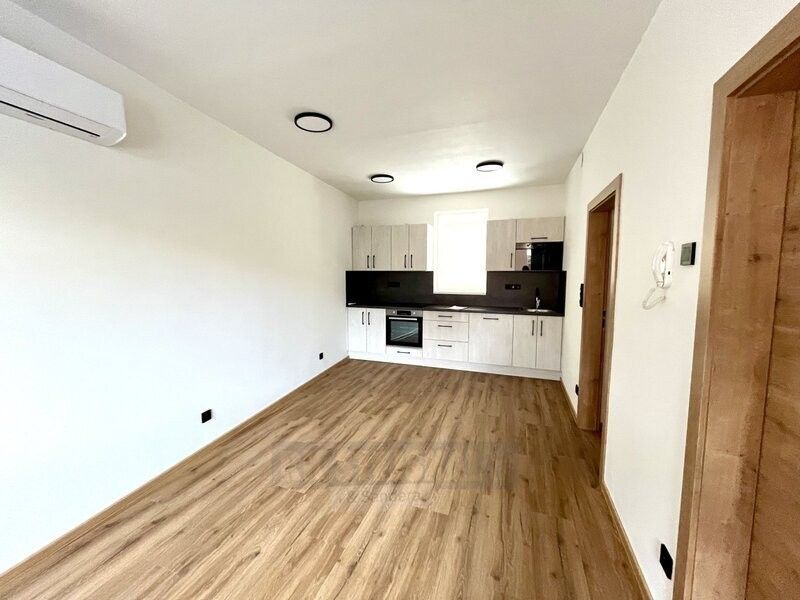 Pronájem byt - České Budějovice, 370 07