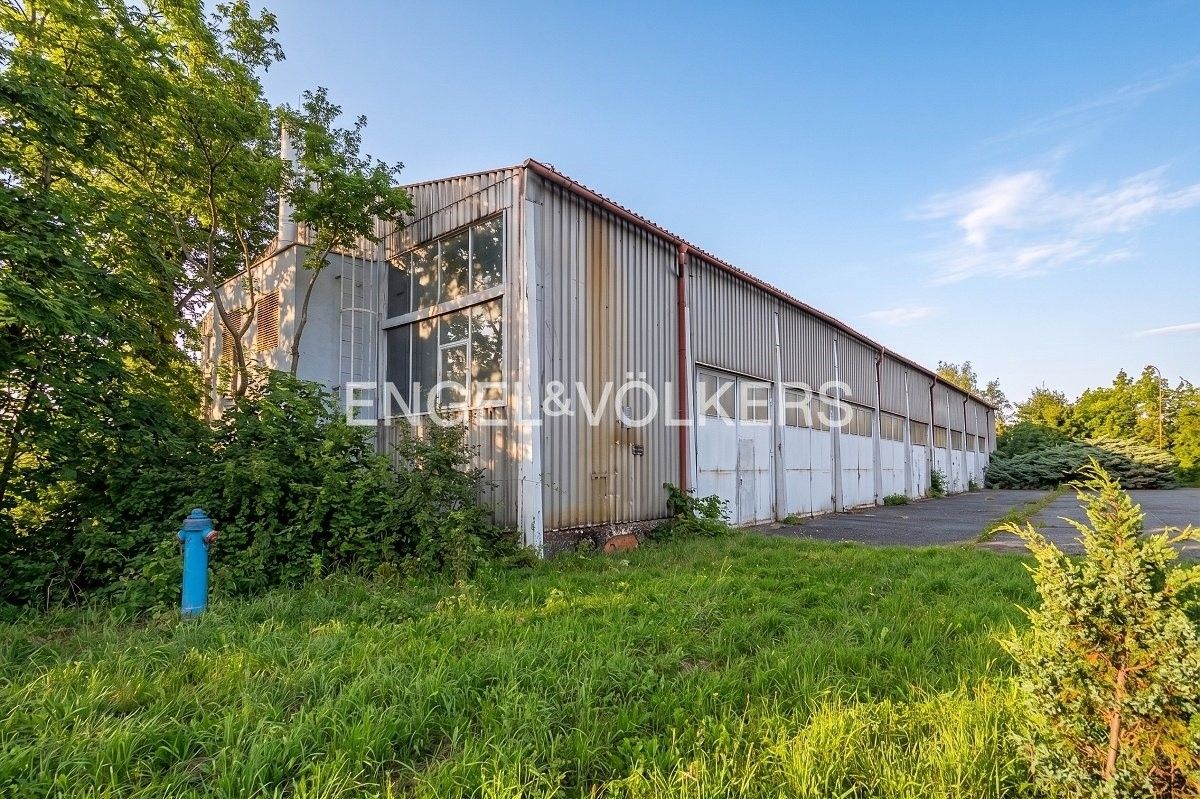 Výrobní prostory, K cihelně 409, Praha Satalice, 20 228 m² - 1