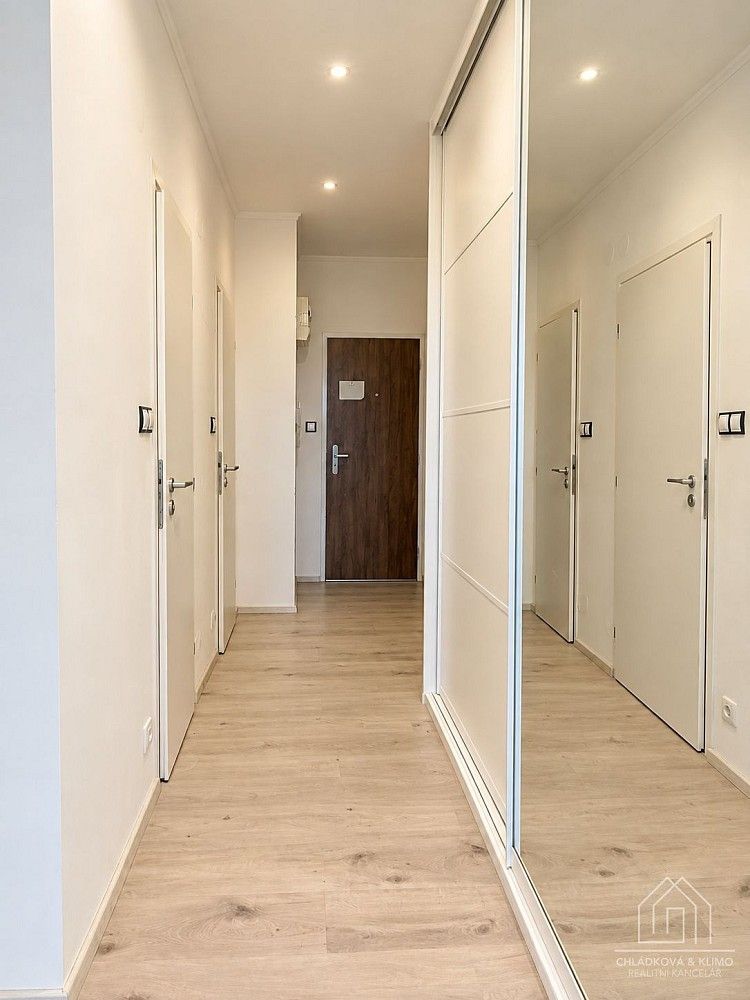 Pronájem byt 2+kk - Praha - Podolí, okres Praha 4, Hlavní město Praha, 47 m² - 5