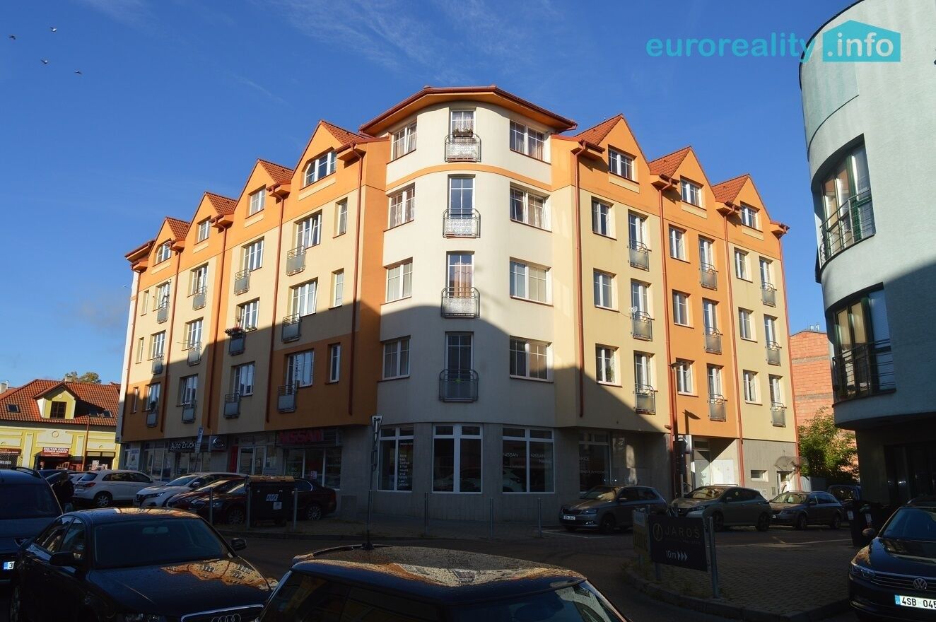 2+kk, O. Peška, Kladno, 59 m²