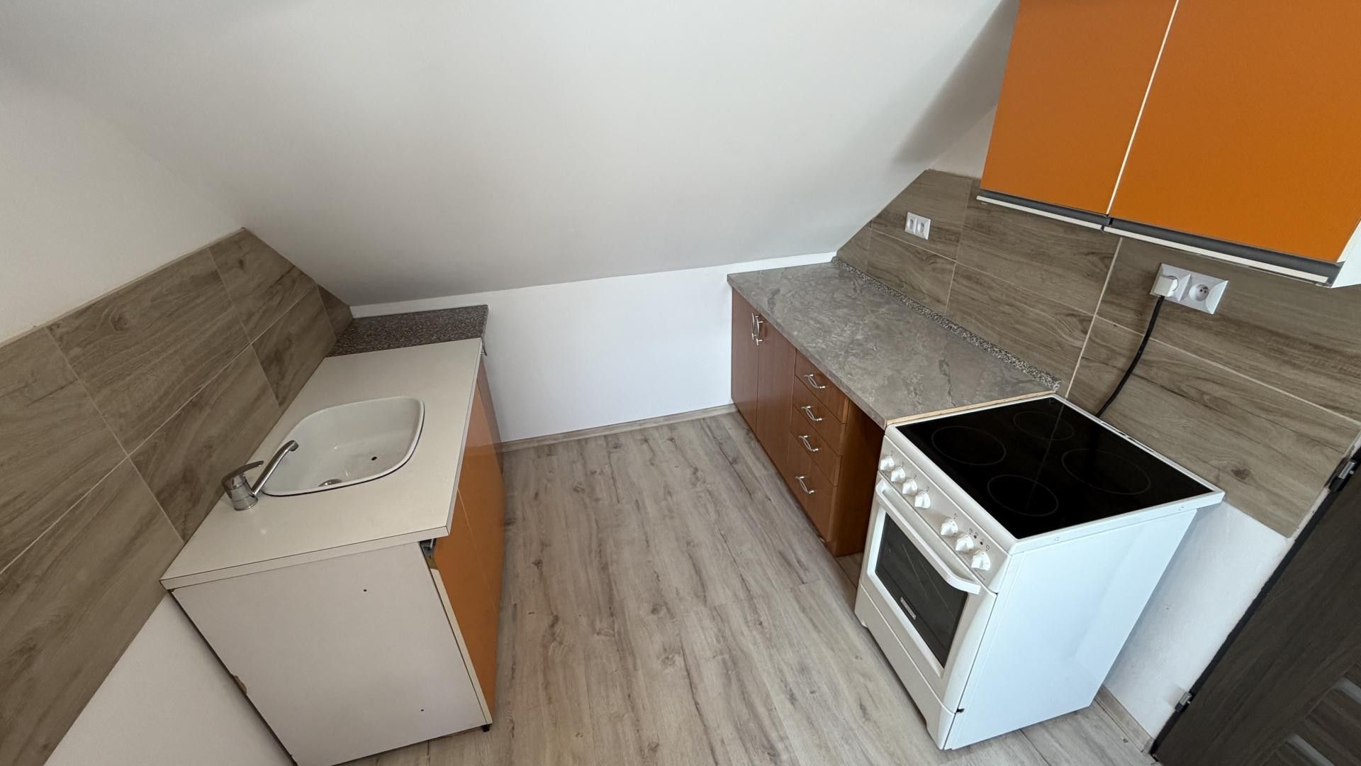 Byt 2+1 · 40 m² · Kochánky - 4