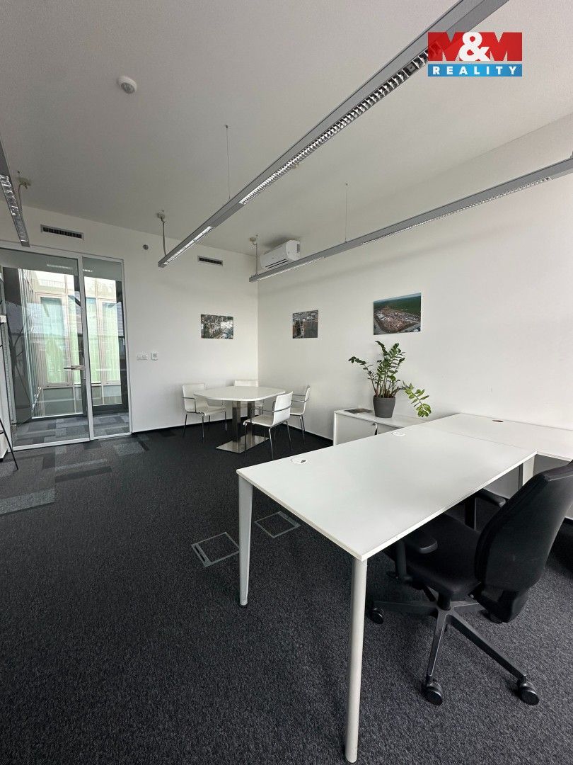 Pronájem kancelář - Trnitá, Brno, 171 m²
