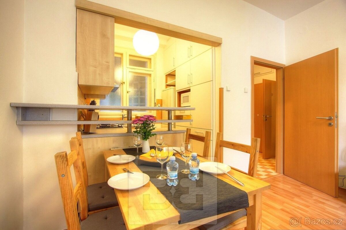 Pronájem byt - Praha, 118 00