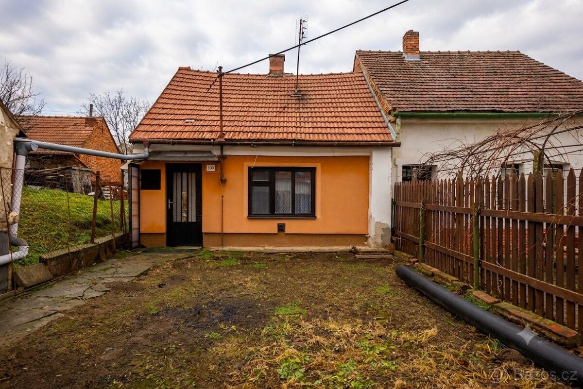 Rodinné domy, Dolní Bojanovice, 696 17 - 2