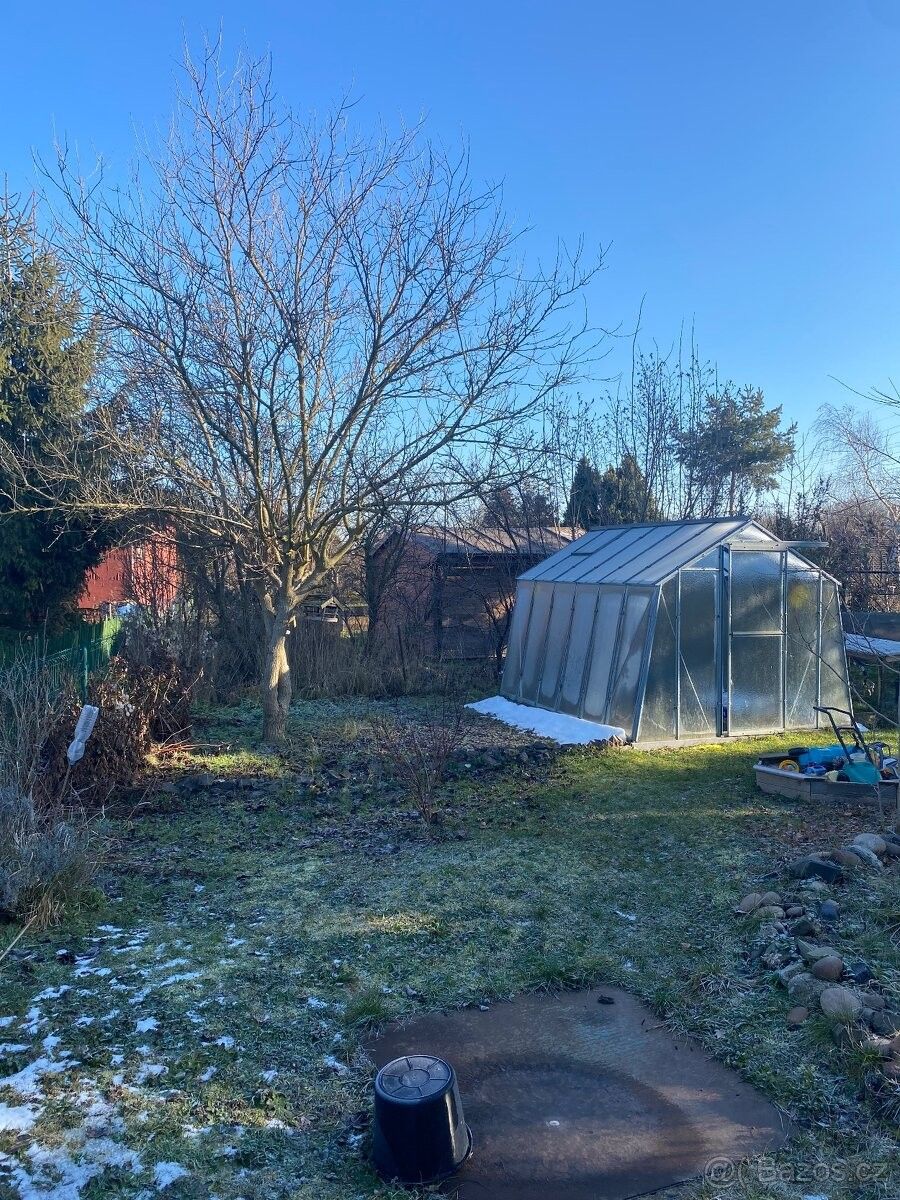 Pronájem zahrada - Praha, 156 00