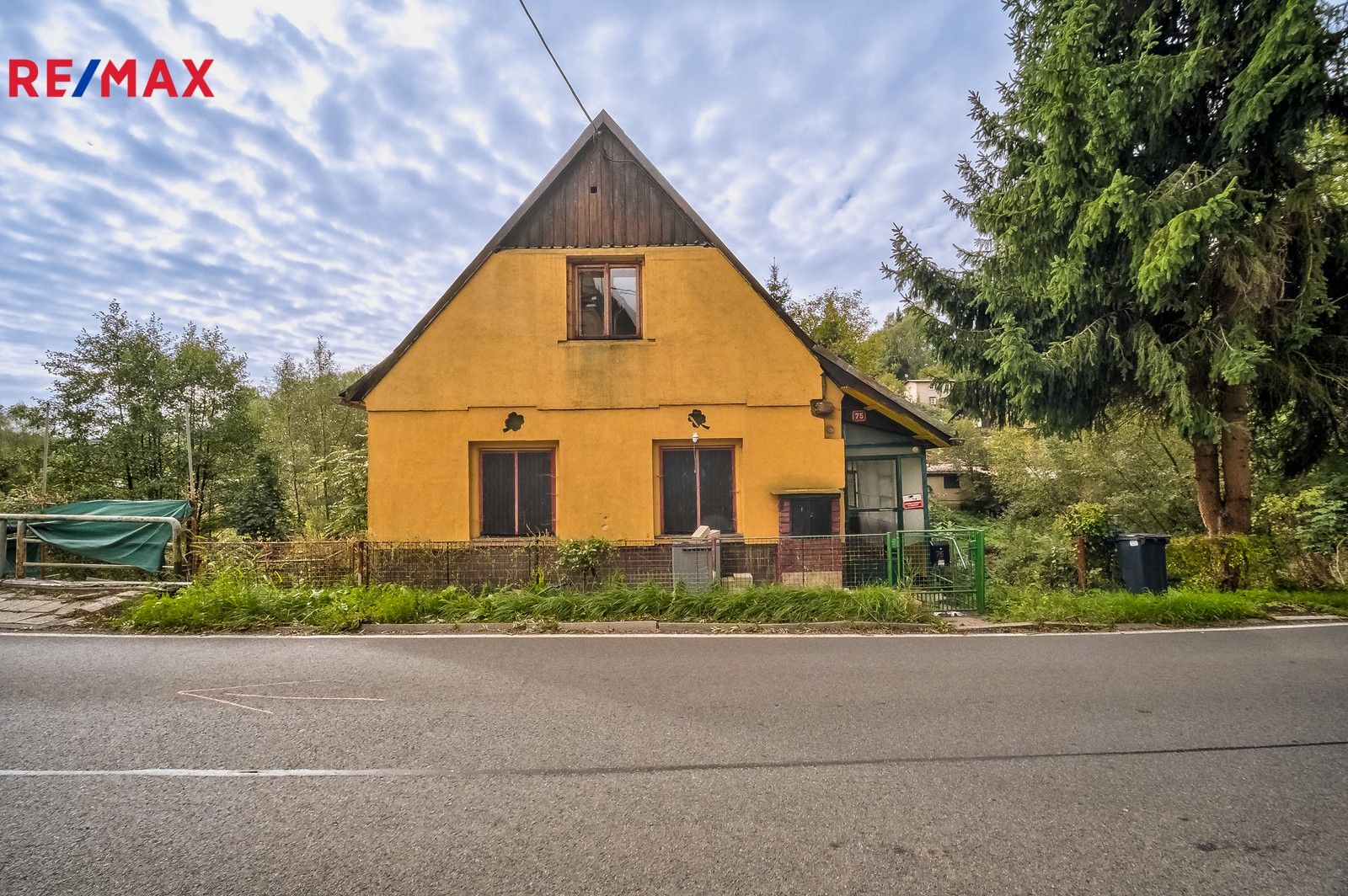 Chaty, Radeč, Úpice, 90 m²