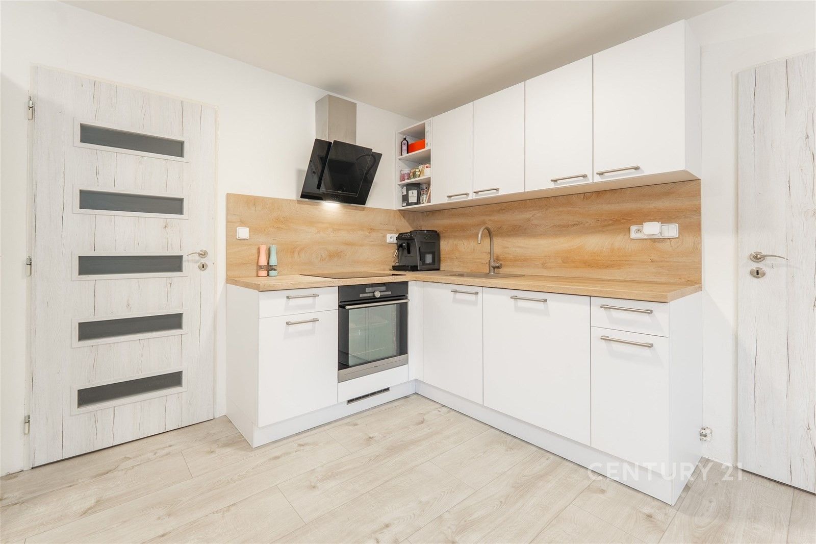 Prodej byt 4+kk - Tuhaň, 72 m²