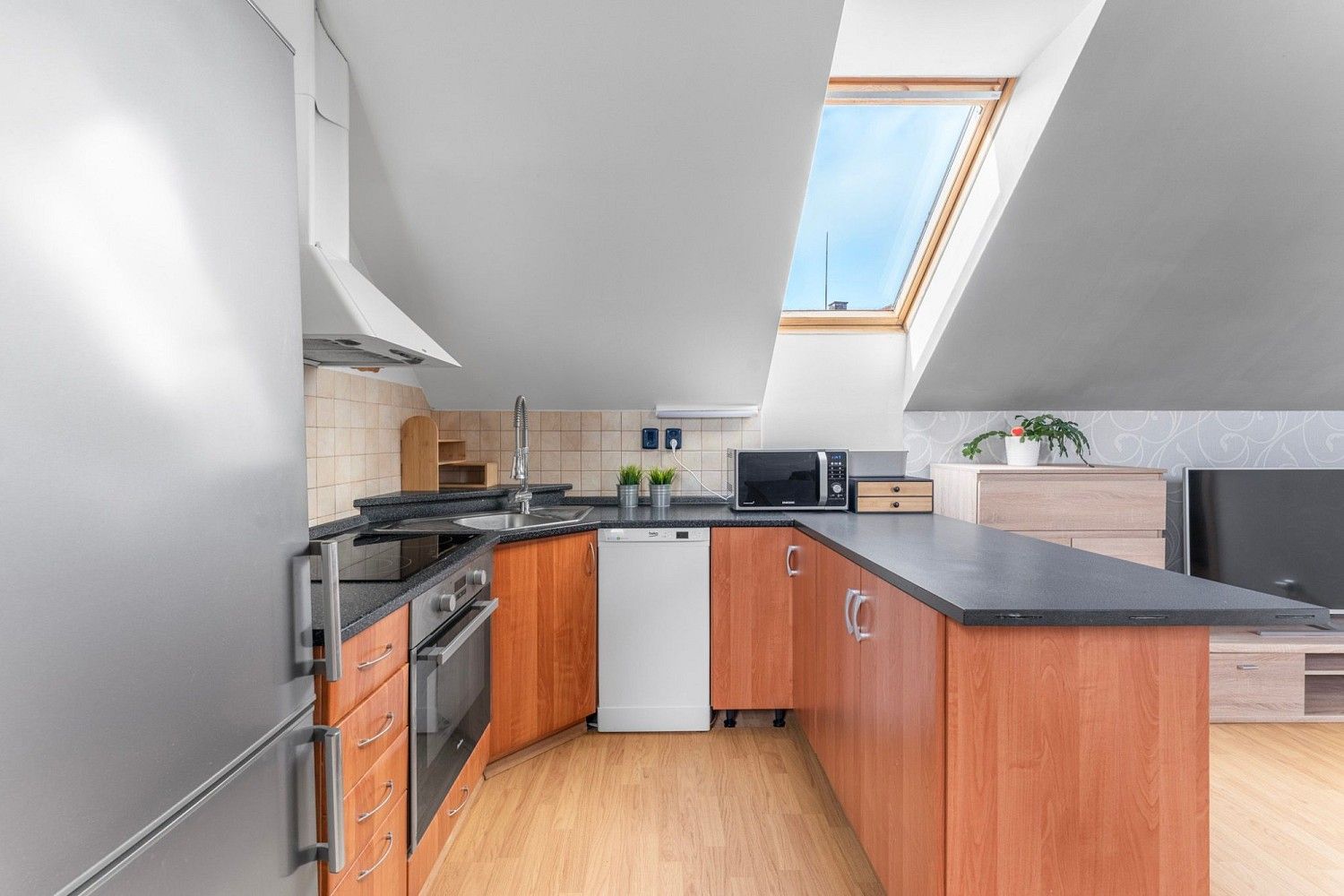 Prodej rodinný dům - Průhonice, okres Praha-západ, Středočeský kraj, 262 m² - 5