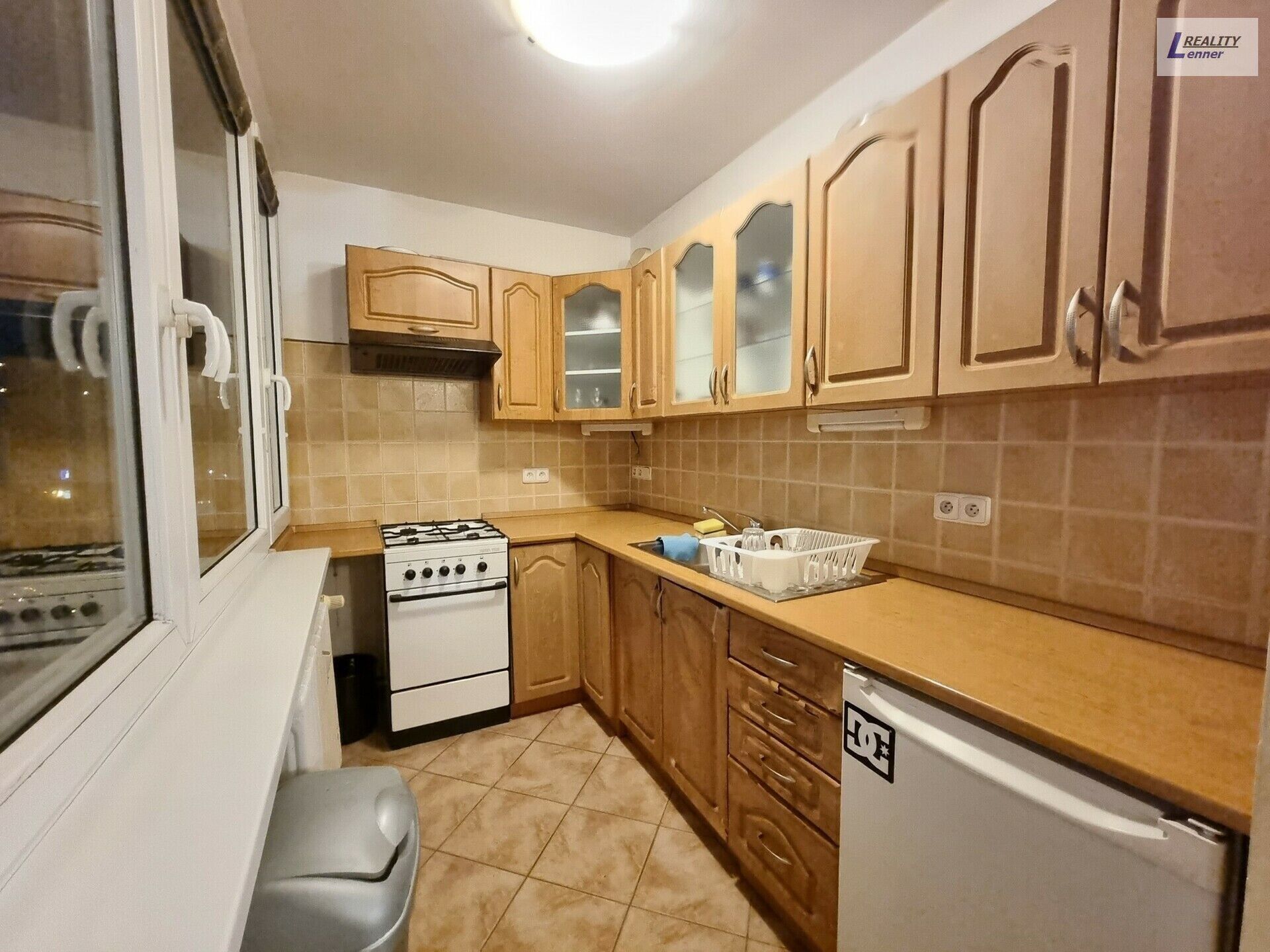 3+kk, Nekvasilova , Praha, 56 m²