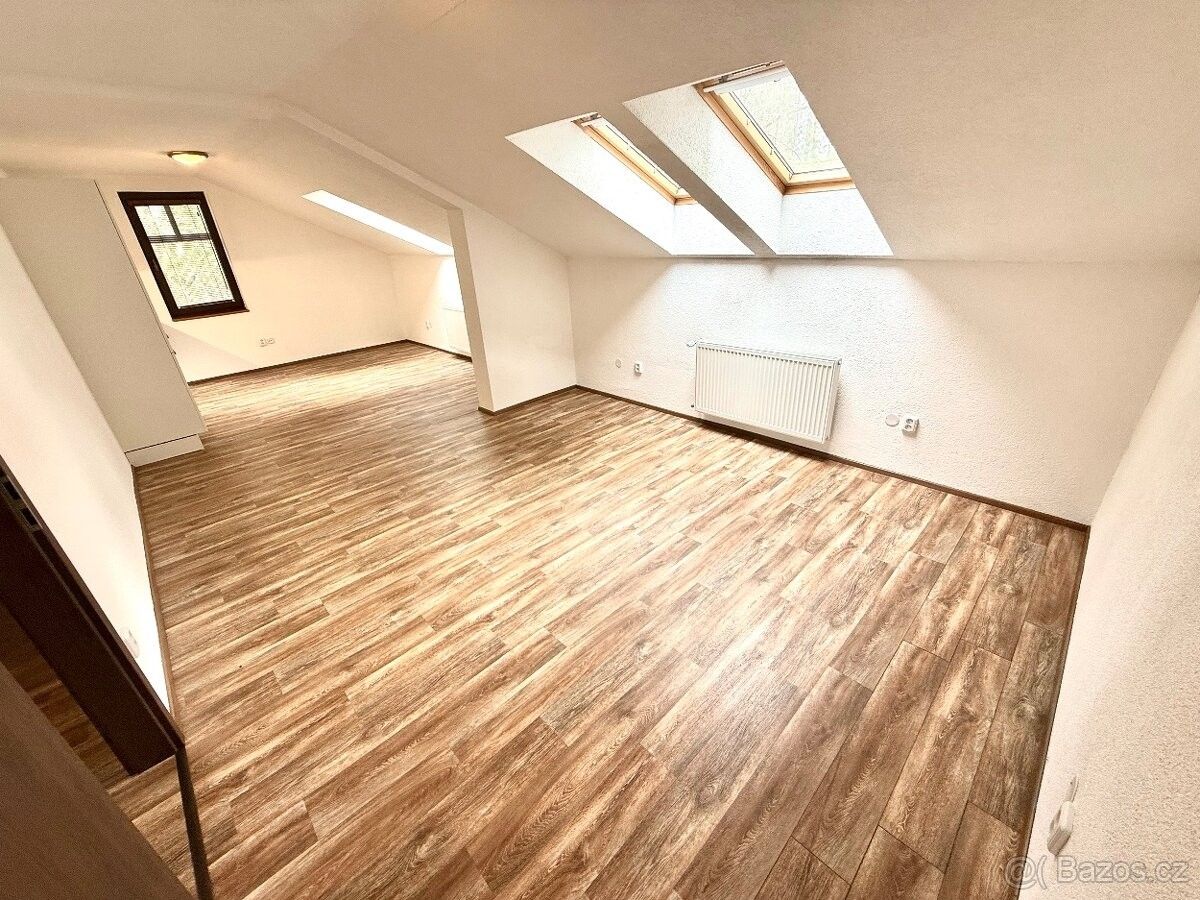 Byty, Jeseník, 790 01