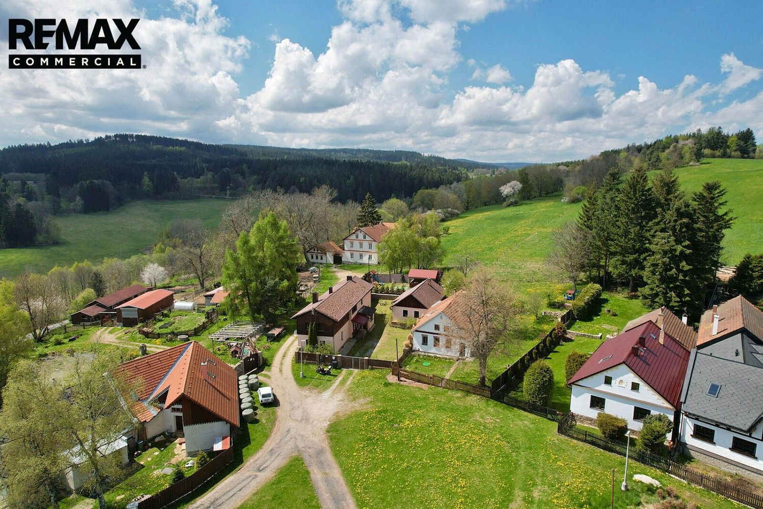 Rodinné domy, Vimperk - Křesanov, okres Prachatice, Jihočeský kraj, 282 m² - 1