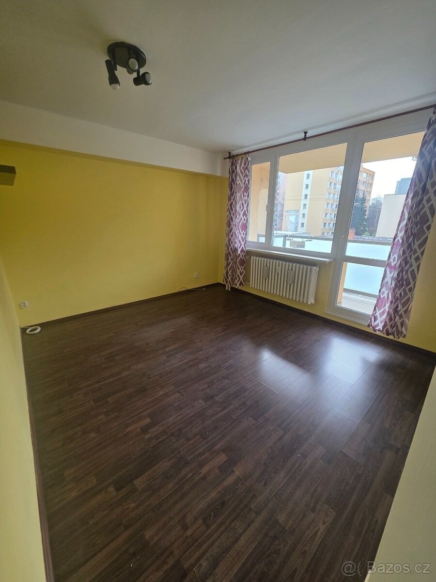 Byty, Praha, 180 00