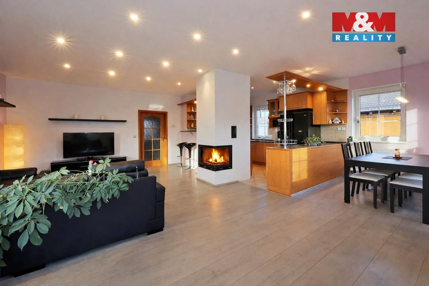 Rodinné domy, Stonařov, 165 m²