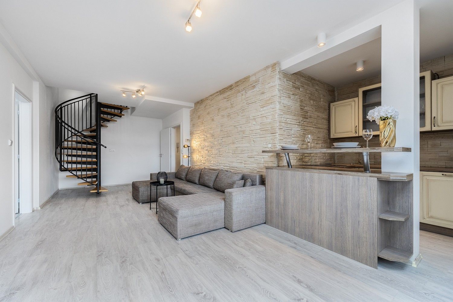 4+kk, Psáry, okres Praha-západ, Středočeský kraj, 102 m² - 1