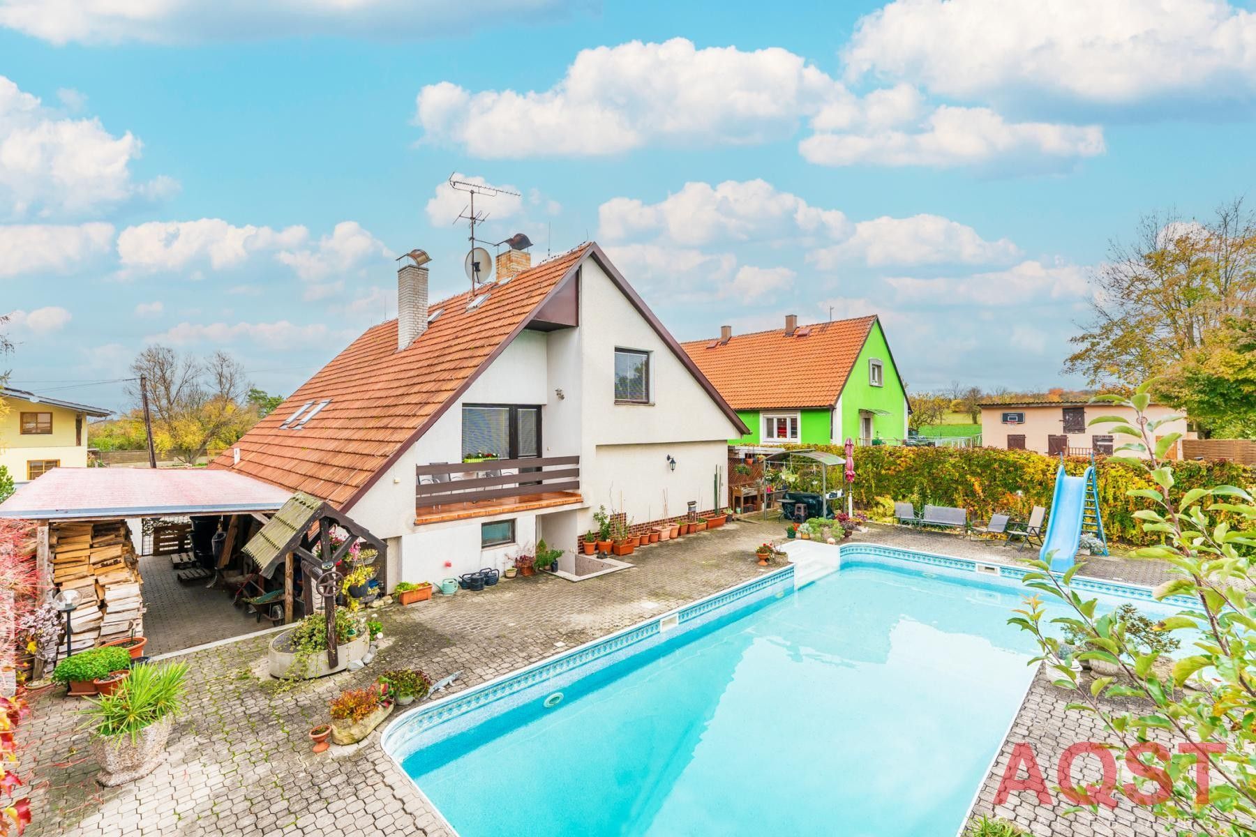 Prodej rodinný dům - Zahradní, Mělnické Vtelno, 272 m²
