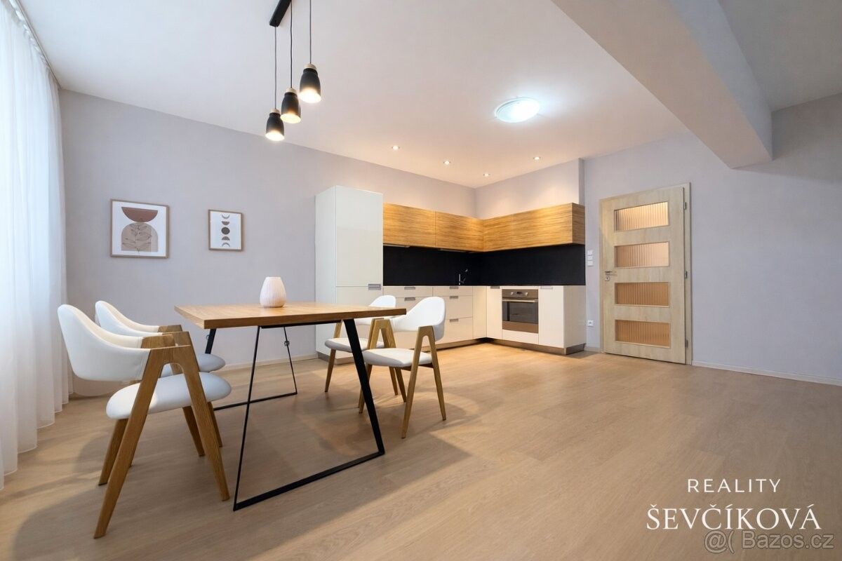 Byty, Hradec Králové, 500 02