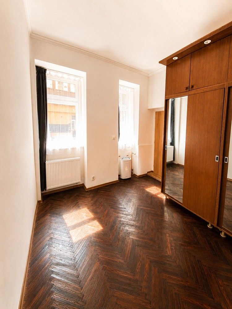 Byt 2+kk · 33 m² · Praha - Smíchov, okres Praha 5, Hlavní město Praha - 4