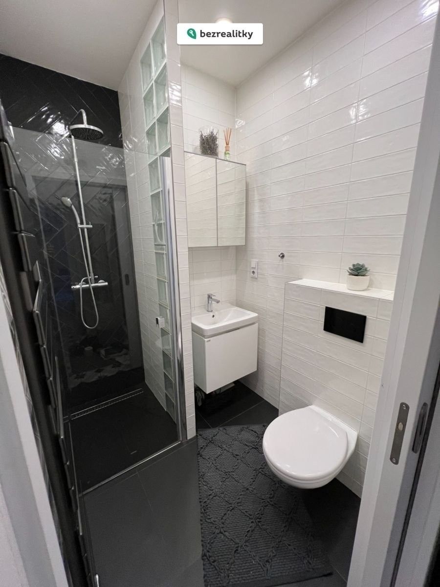 Prodej byt 1+kk - Pod vilami 32, Praha Nusle, 21 m² - 5