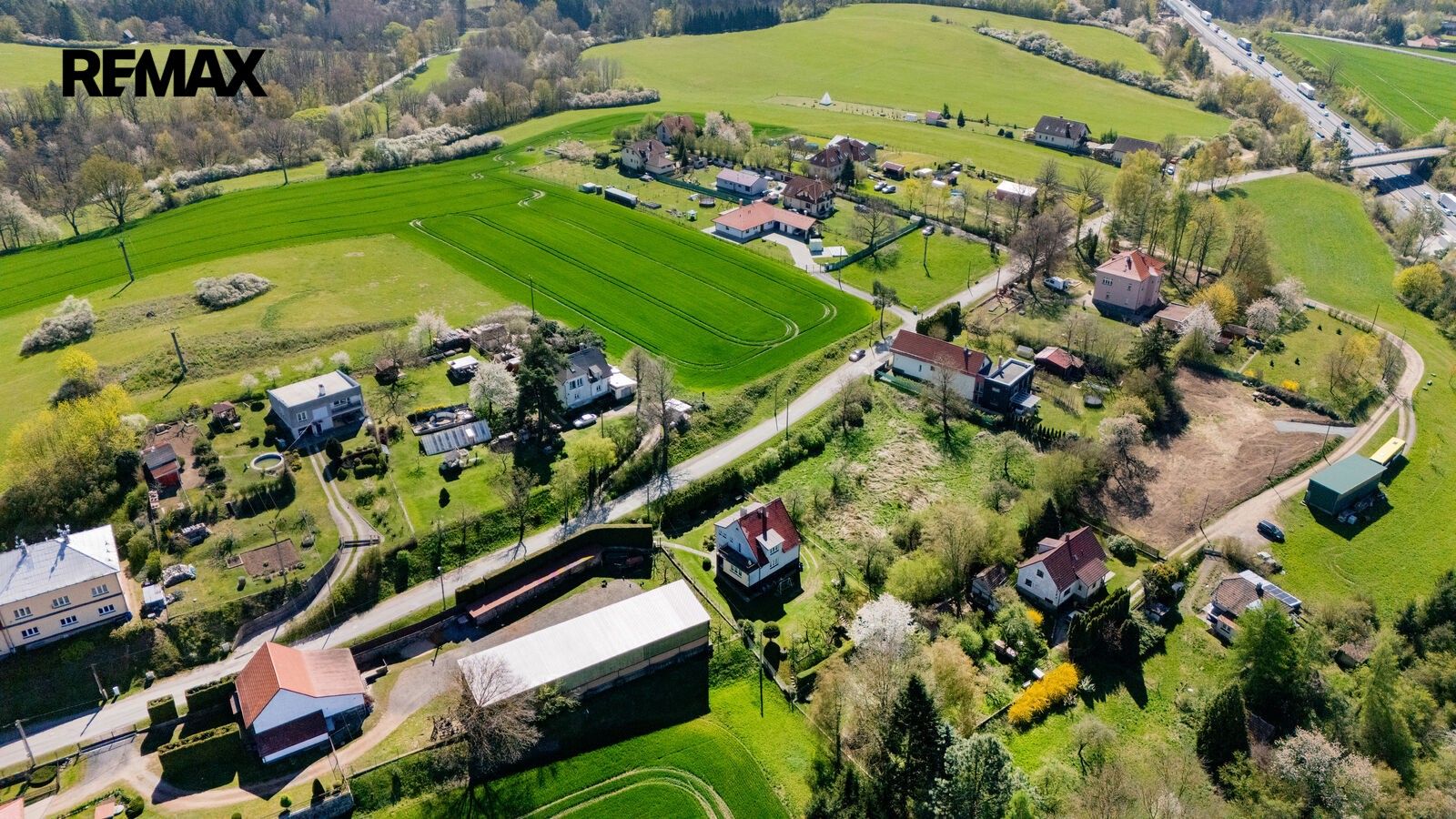 Pozemek pro bydlení · 1 185 m² · Hrusice - 4
