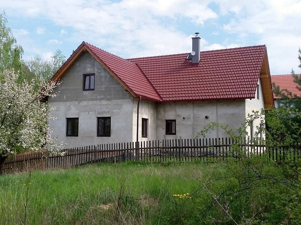 Chaty, Dobřeň - Jestřebice u Kokořína, Středočeský kraj