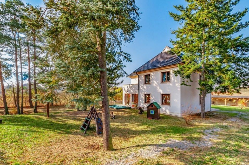 Prodej rodinný dům - Randova, Dobřichovice, 262 m²