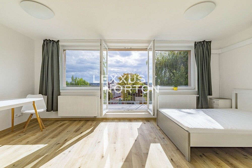 1+kk, Nad Palatou, Praha 5 - Smíchov, 35 m² - 2
