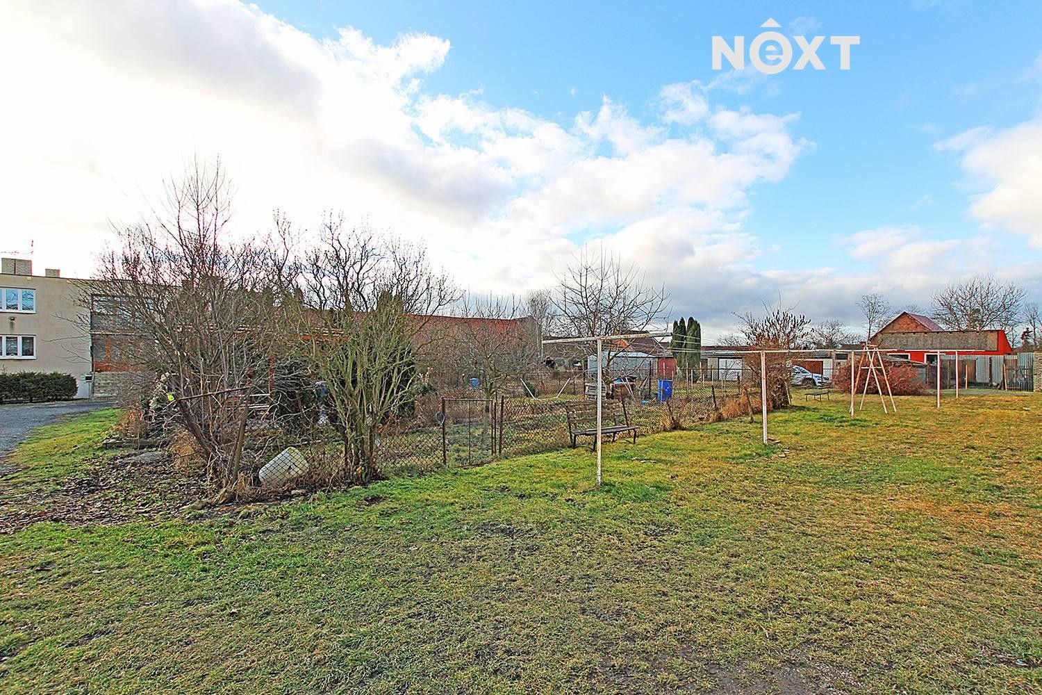 Prodej pozemek pro bydlení - Kněževes, 2 533 m²